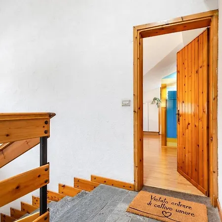 Apartament New! - Derby, 15min Courmayeur *